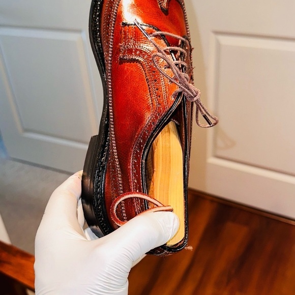Vintage JC Penney Wing Tip Leather Dress Shoe. main image 6